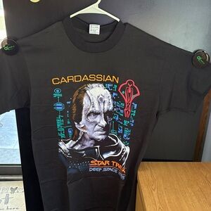 Anvil Black Star Trek Cardassian Tee L with tags never worn
